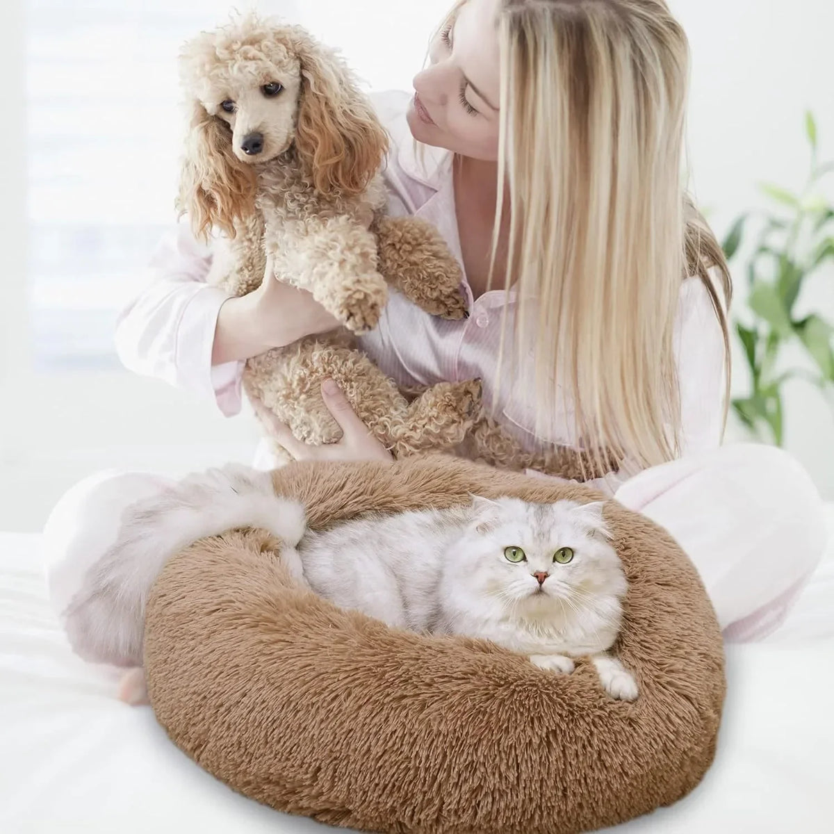 FurryBed Pet Bed Round, Calming and Washable