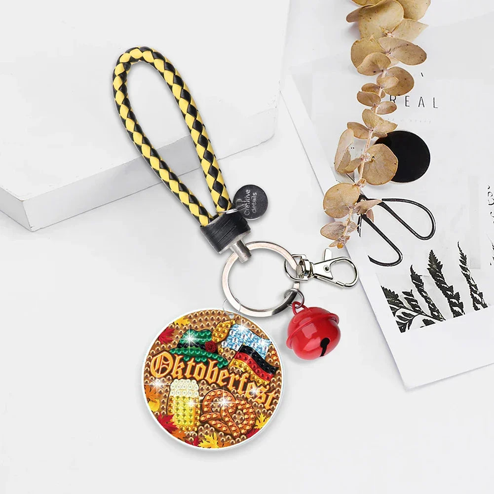 DIY Diamond Painting Keychain – Oktoberfest