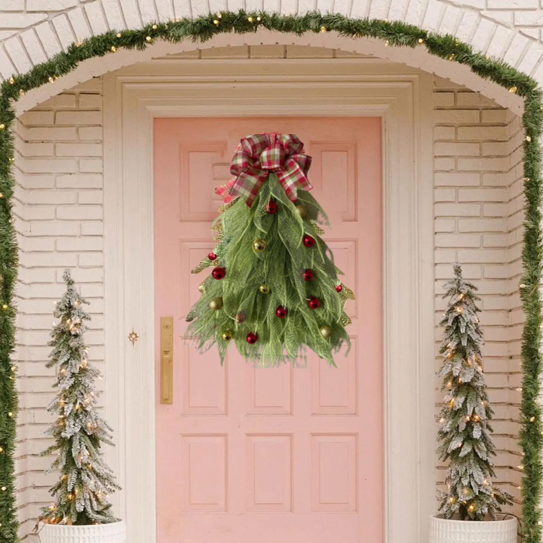 Christmas Wreath Door and Wall Decoration – Classic Design