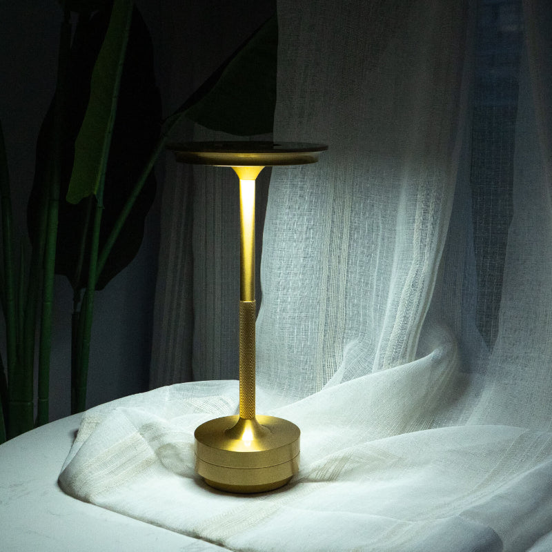 LuxeLamp – Touch bedside lamp with three light colors