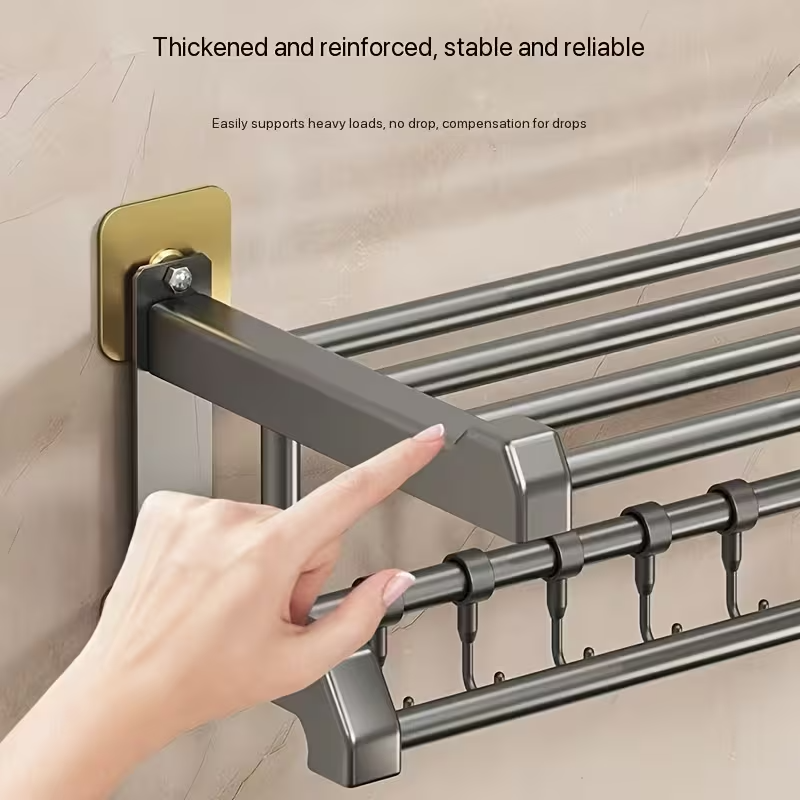 EasyHang – Foldable hanging organizer with suction cup, no drilling required