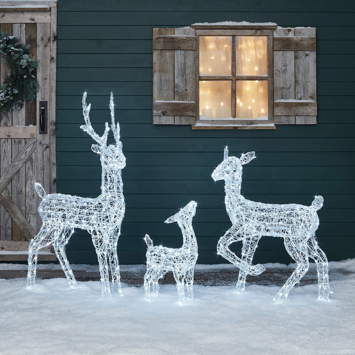 LED Reindeer Family Outdoor – 540 LEDs, Timer Function