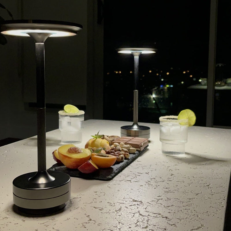 LuxeLamp – Touch bedside lamp with three light colors