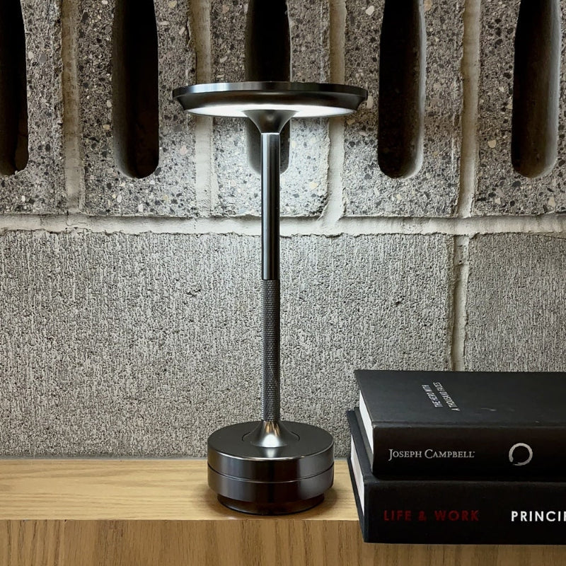 LuxeLamp – Touch bedside lamp with three light colors