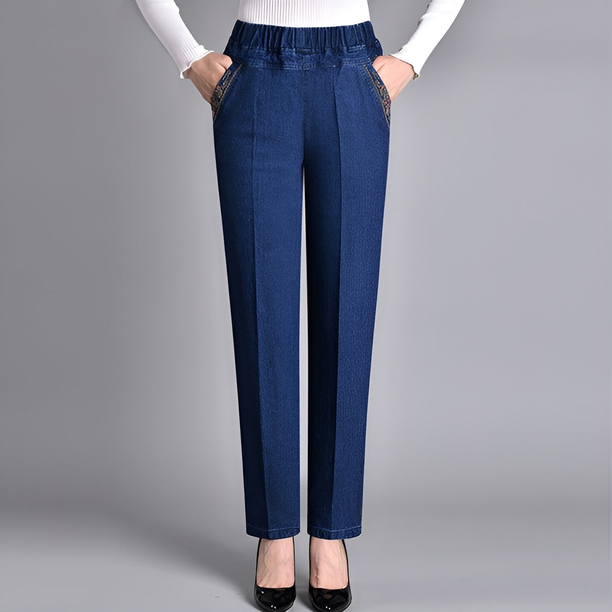 CasualJeans High-Waisted Straight-Leg Stretch Jeans