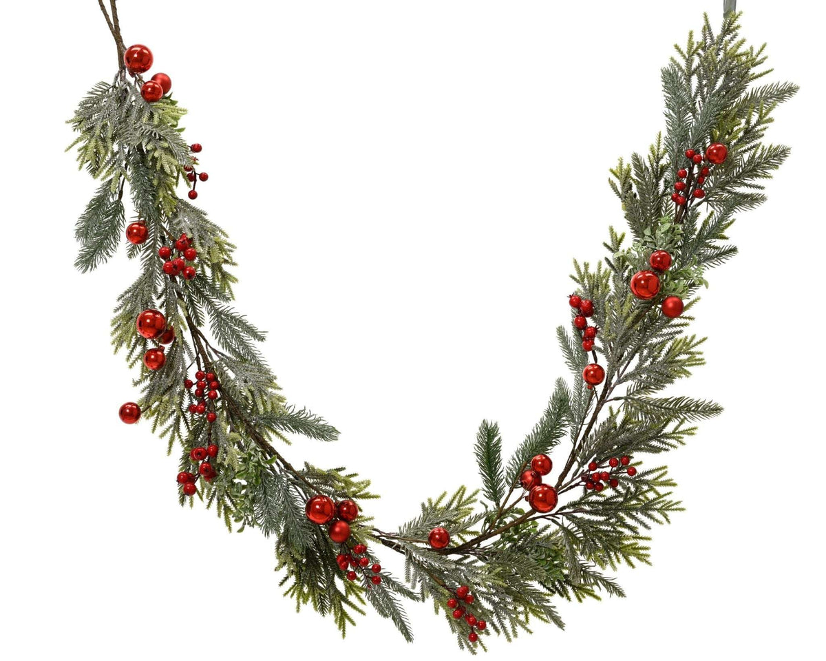 Winter fir garland with red berries – Indoor 180 cm